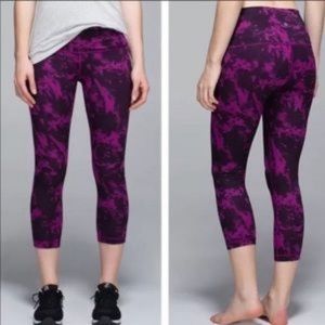 Lululemon Tie Dye Wunder Under Crops 12